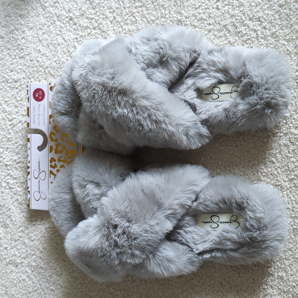 Cozy memory foam slippers